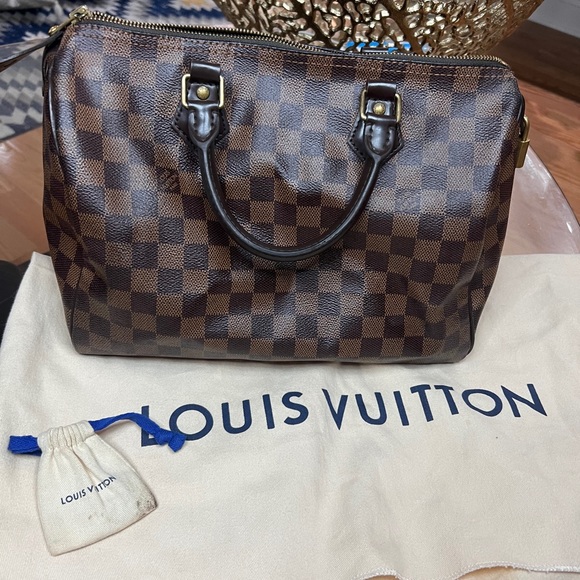 Authentic Louis Vuitton Speedy 30 - Picture 5 of 9